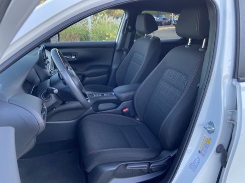 Used 2024 Honda HR-V Sport image 19
