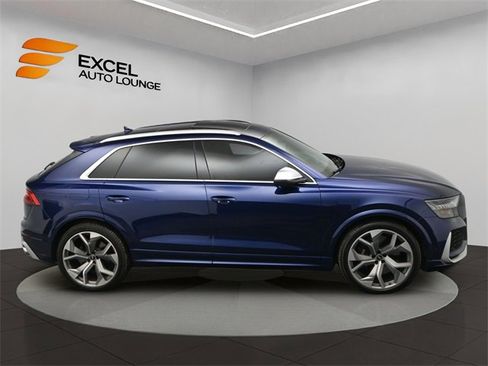 Used 2022 Audi RS Q8 w/ Luxury Package image 49