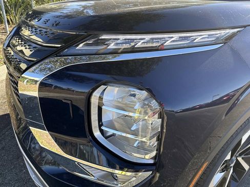 New 2025 Mitsubishi Outlander SE AWD/4WD image 9