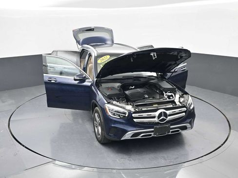 Used 2022 Mercedes-Benz GLC 300 GLC 300 image 42