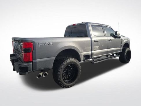 Used 2024 Ford F250 XLT w/ Black Appearance Package AWD/4WD image 3