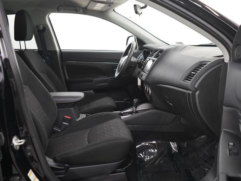 Used 2020 Mitsubishi Outlander Sport ES AWD/4WD image 11