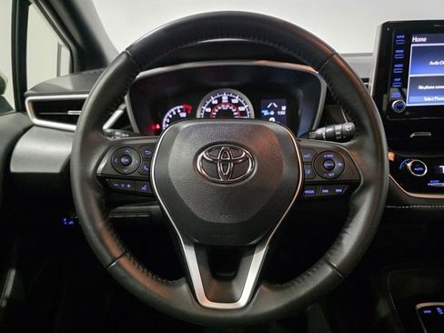 Used 2022 Toyota Corolla SE image 16