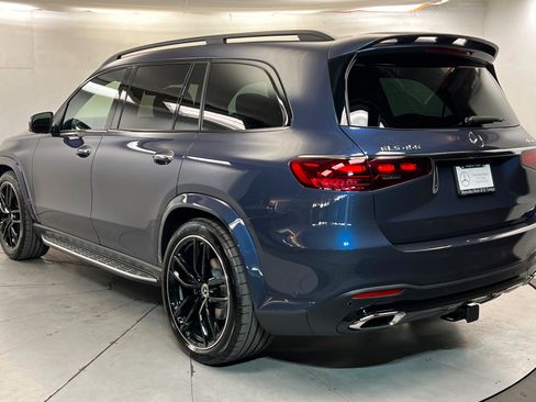New 2026 Mercedes-Benz GLS 450 4MATIC image 3