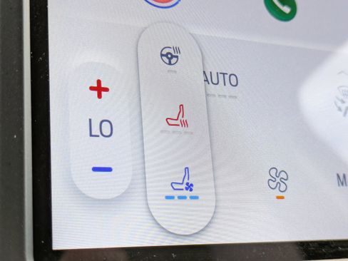 Used 2024 Ford Edge Titanium w/ Titanium Elite Package image 29