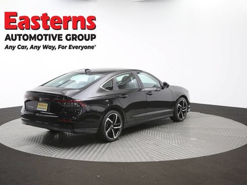 Used 2025 Honda Accord LX image 40