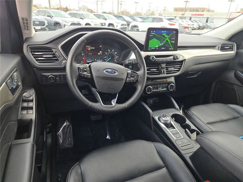 Used 2022 Ford Escape SEL image 21