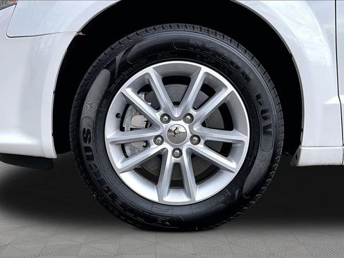 Used 2019 Dodge Grand Caravan SXT image 22