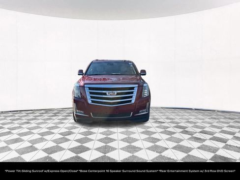 Used 2019 Cadillac Escalade ESV Premium Luxury image 5