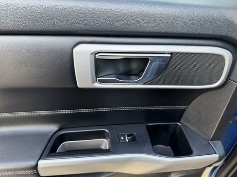 Certified 2022 Ford Explorer XLT w/ Equipment Group 202A image 11