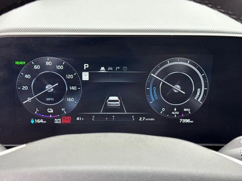 Used 2025 Kia Niro Wind w/ Wind Preserve Package image 13