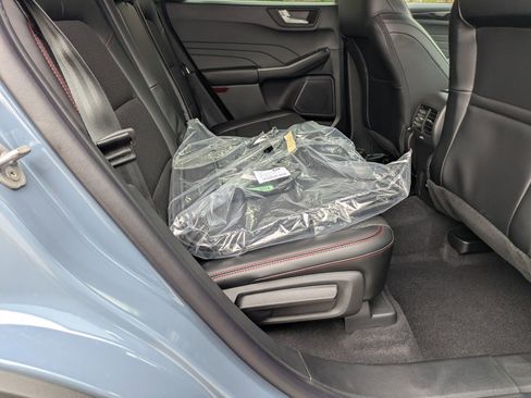 New 2026 Ford Escape ST-Line w/ Tech Pack #1 image 34