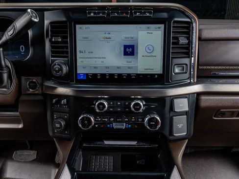 Used 2023 Ford F250 King Ranch w/ Chrome Package image 24