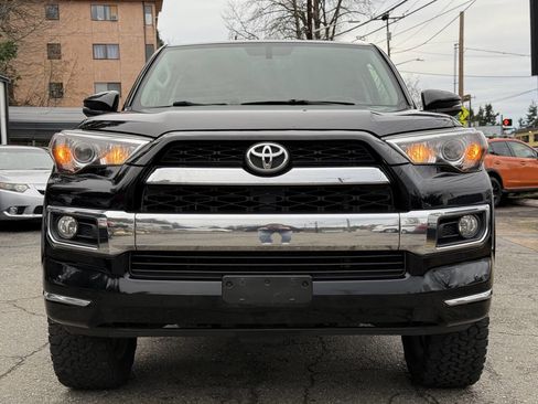 Used 2016 Toyota 4Runner Limited image 12