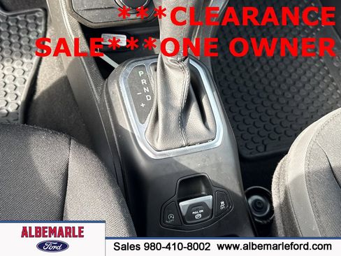 Used 2023 Jeep Renegade Altitude image 24