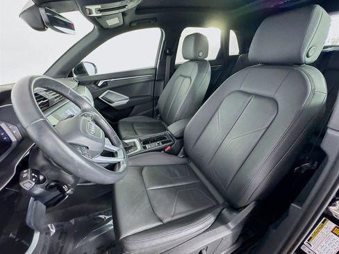 Used 2021 Audi Q3 2.0T Premium w/ Convenience Package image 12