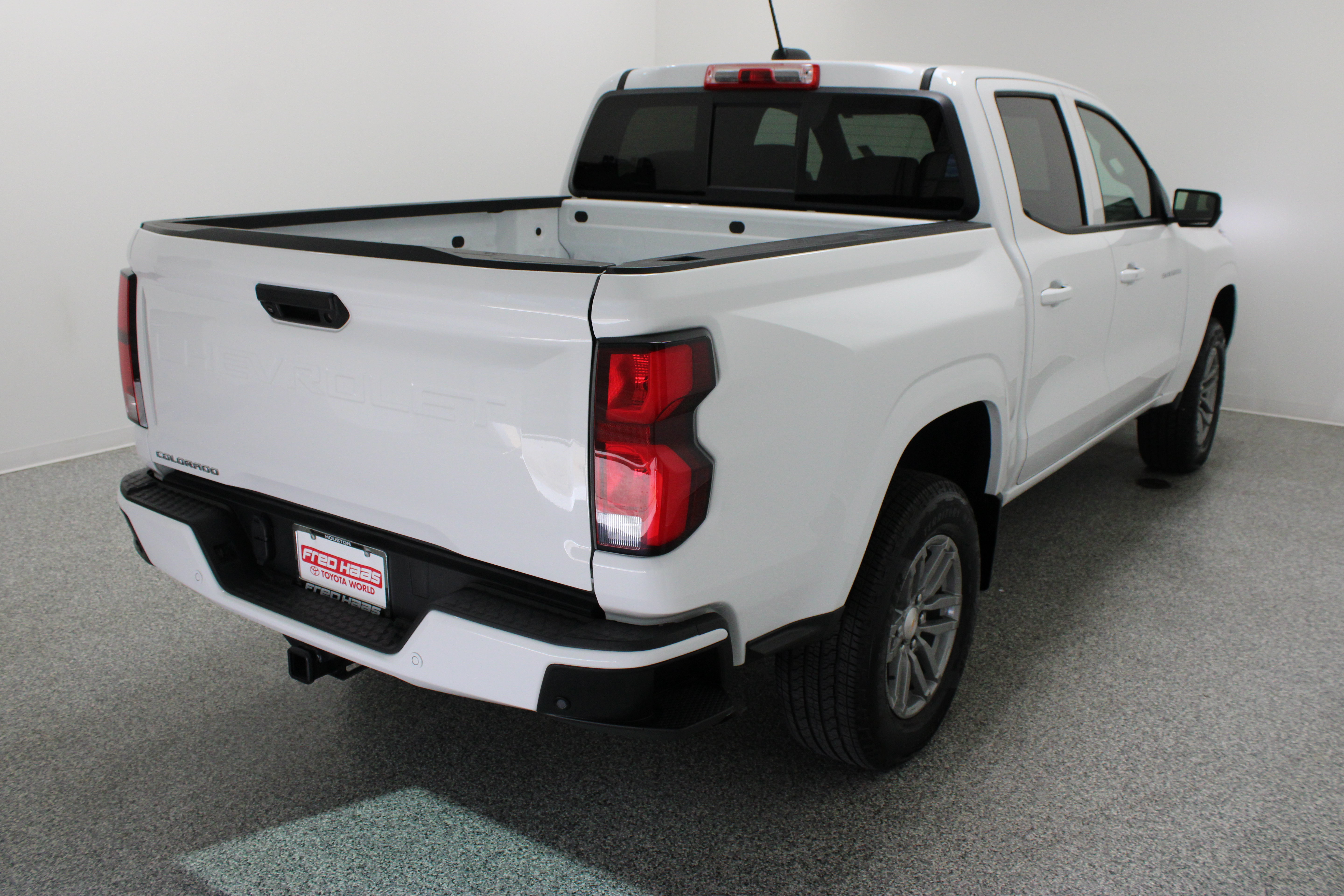 Used 2026 Chevrolet Colorado LT w/ LT Convenience Package RWD image 7