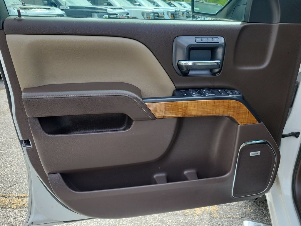 Used 2018 GMC Sierra 1500 SLT AWD/4WD image 18