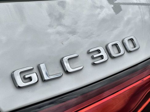 Used 2024 Mercedes-Benz GLC 300 image 16