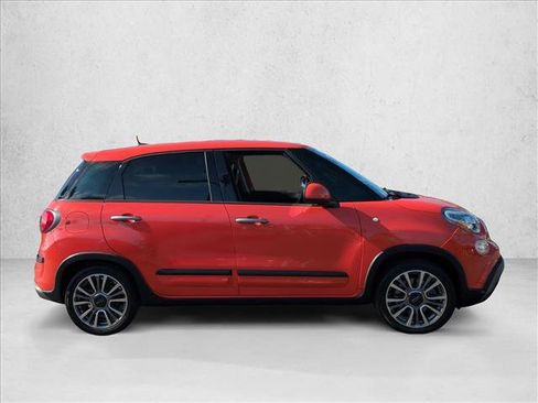 Used 2019 FIAT 500L Trekking w/ Popular Equipment Group image 4