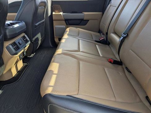 Used 2021 Ford F150 Lariat image 18