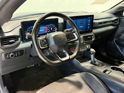 Used 2024 Ford Mustang Coupe RWD image 13