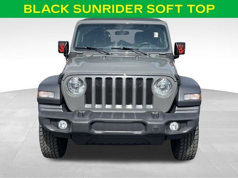Used 2021 Jeep Wrangler Unlimited Sport AWD/4WD image 3