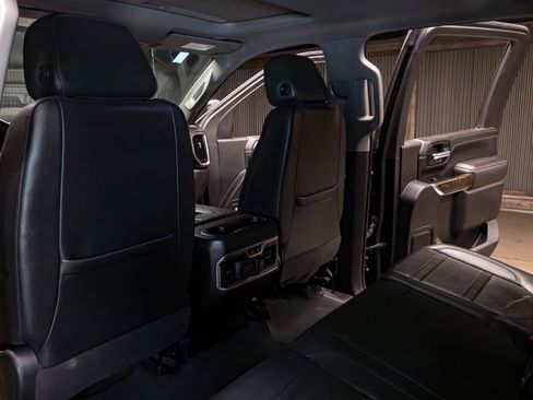 Used 2020 GMC Sierra 3500 Denali w/ Denali Ultimate Package image 24