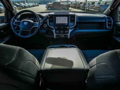 Used 2024 RAM 2500 Tradesman w/ Chrome Appearance Group image 24