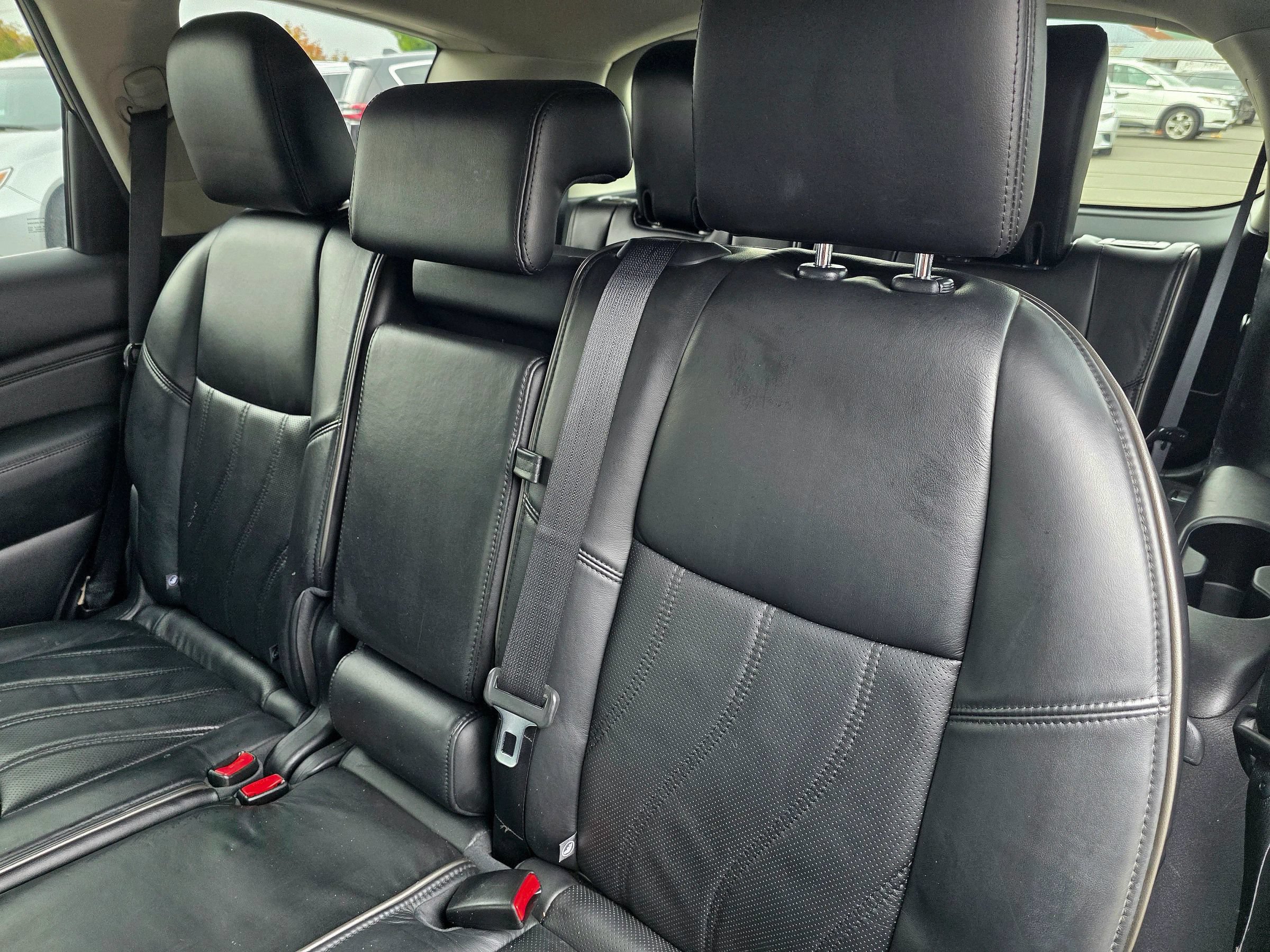 Used 2015 INFINITI QX60 Luxe w/ Premium Plus Package AWD/4WD image 50