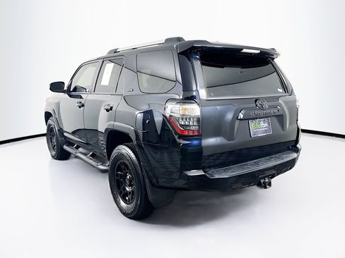 Used 2021 Toyota 4Runner SR5 AWD/4WD image 5