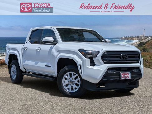 Used 2024 Toyota Tacoma SR5 AWD/4WD image 1