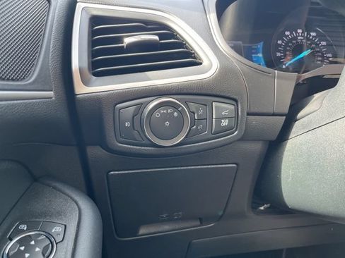 Used 2022 Ford Edge SEL w/ Convenience Package AWD/4WD image 36