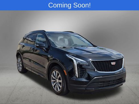 Used 2023 Cadillac XT4 Sport w/ Cold Weather Package AWD/4WD image 8