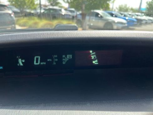 Used 2013 Toyota Prius Five FWD image 7