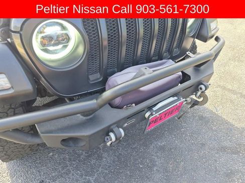 Used 2022 Jeep Wrangler Unlimited Sport w/ Sun And Sound Package AWD/4WD image 10