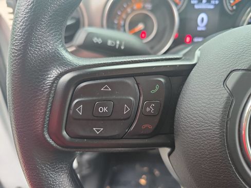 Used 2022 Jeep Wrangler Sport AWD/4WD image 17