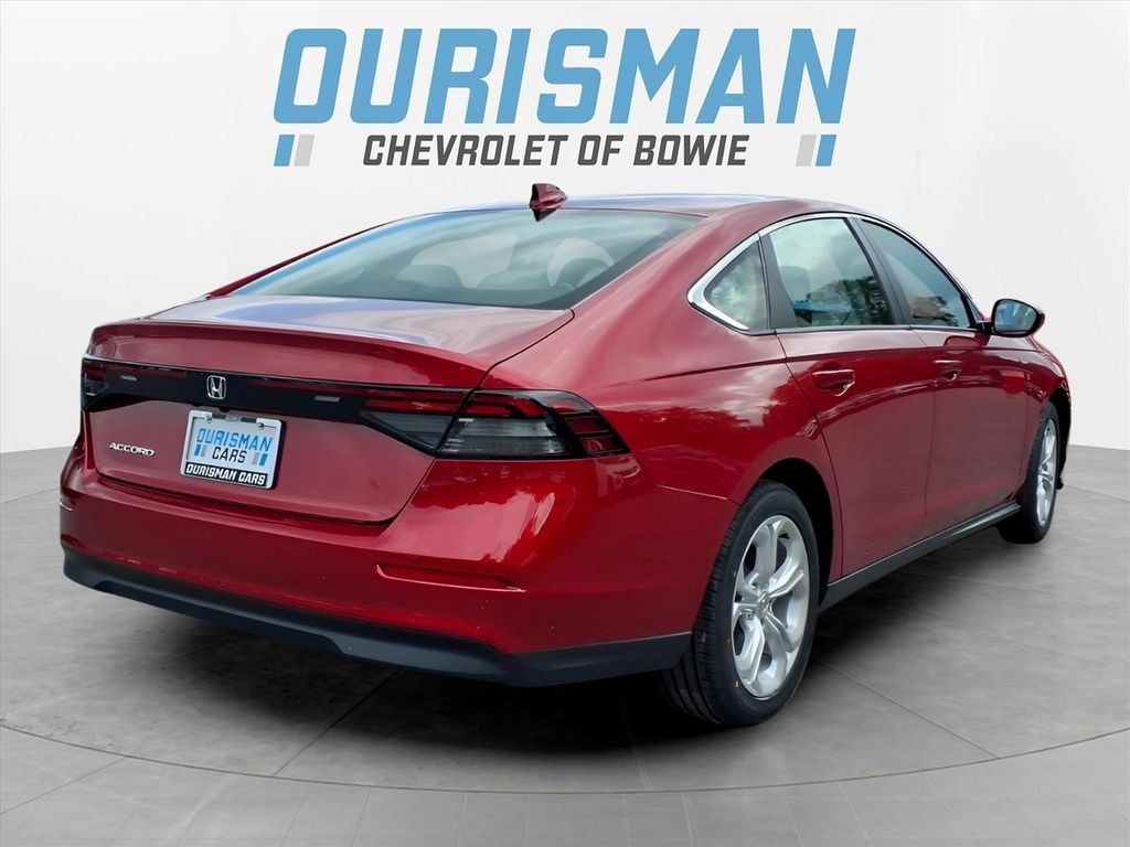 Used 2025 Honda Accord LX image 3