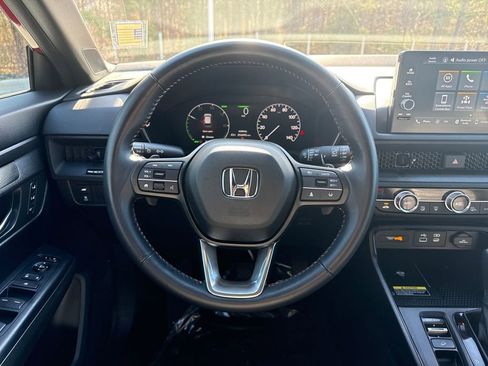 Certified 2025 Honda CR-V Sport-L image 17