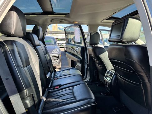 Used 2017 INFINITI QX60 Luxe w/ Deluxe Technology Package image 18