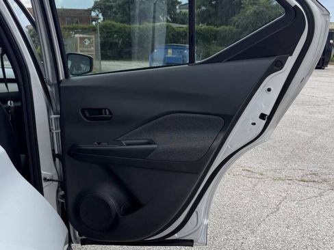 Used 2020 Nissan Kicks S FWD image 23