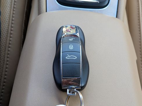 Used 2014 Porsche 911 Carrera S RWD image 32