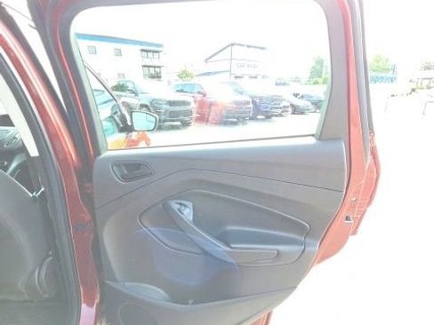 Used 2015 Ford Escape S FWD image 24