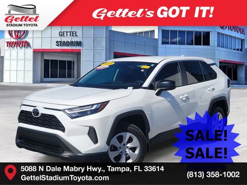 Used 2025 Toyota RAV4 LE image 1