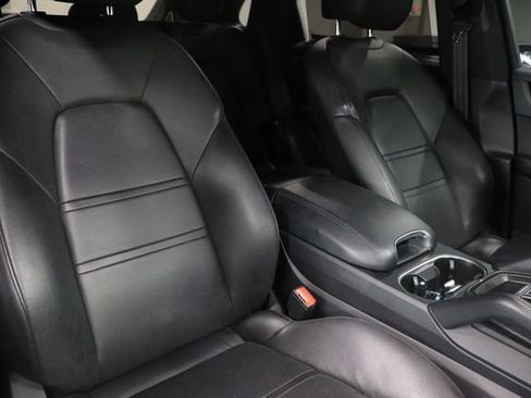 Used 2019 Porsche Cayenne S AWD/4WD image 32