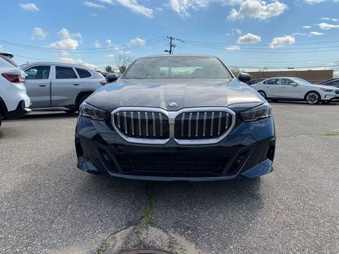 New 2026 BMW 530i xDrive w/ M Sport Package AWD/4WD image 2