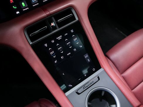 Certified 2020 Porsche Taycan Turbo S image 21