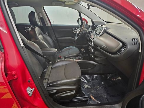 Used 2017 FIAT 500X Trekking image 11