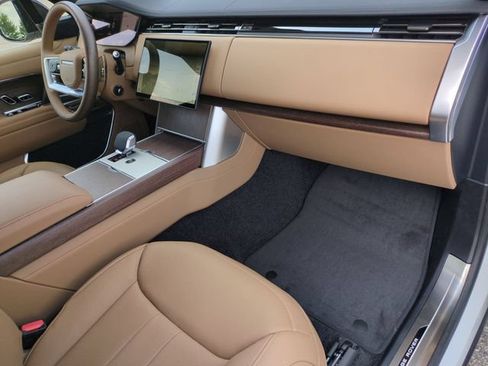 New 2026 Land Rover Range Rover SE AWD/4WD image 19
