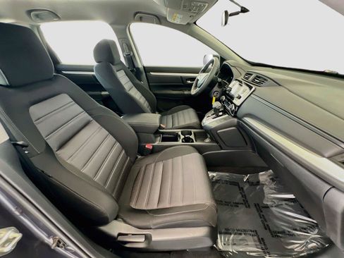 Used 2018 Honda CR-V LX image 25